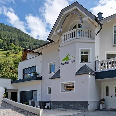 Mountain Living Ski-in & Out Silvretta Sommer Card Including Apartmán *