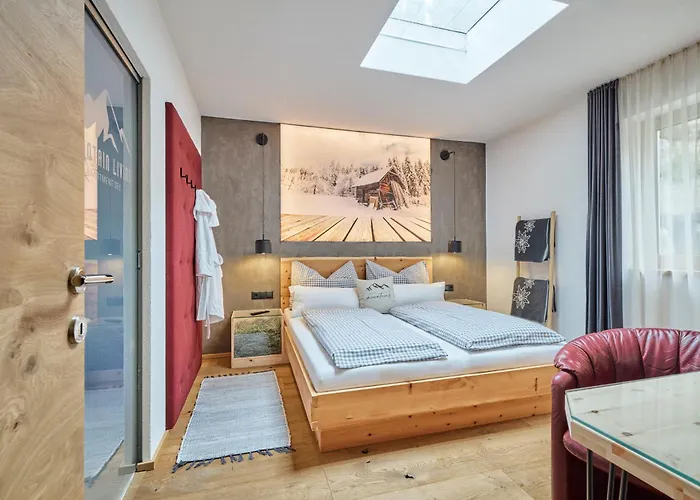 Mountain Living Ski-in & Out Silvretta Sommer Card Including See