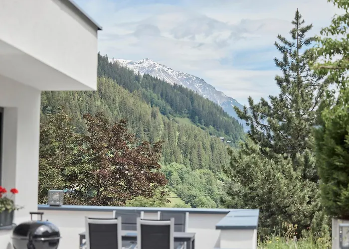 Mountain Living Ski-in & Out Silvretta Sommer Card Including Apartamento *